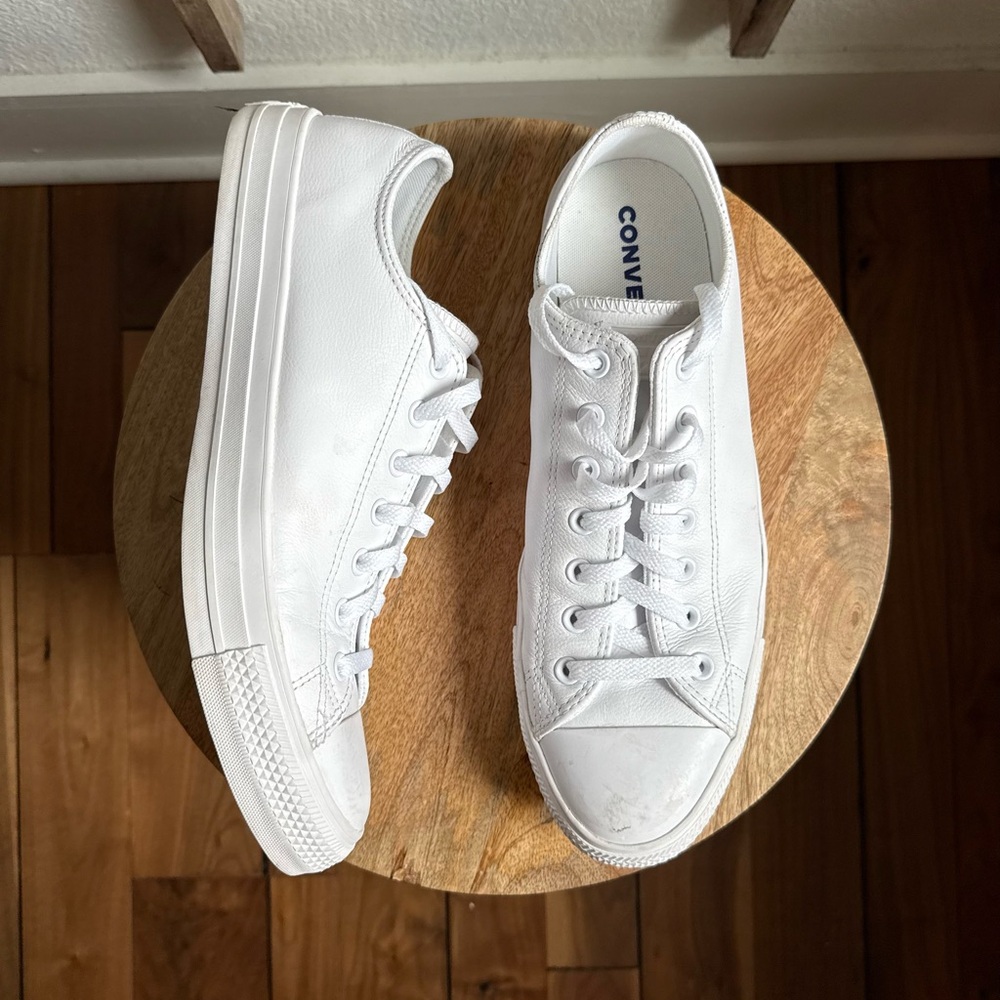 Converse Chuck Taylor Monochrome White Leather Low Top Sneakers Sz: 12